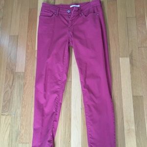 Ladies Barn Red Levi’s